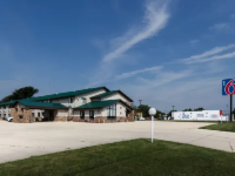 Motel 6 Kewanee, IL Hotels in Henry County