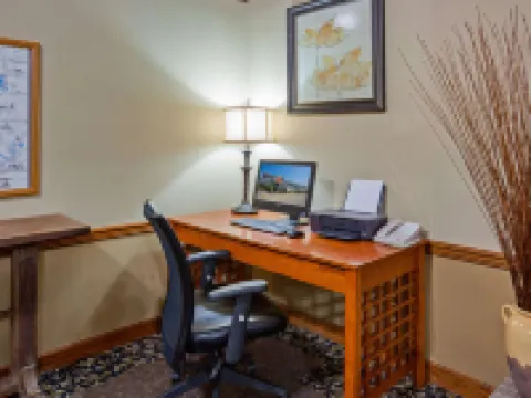 AmericInn by Wyndham Spencer スペンサーのホテル