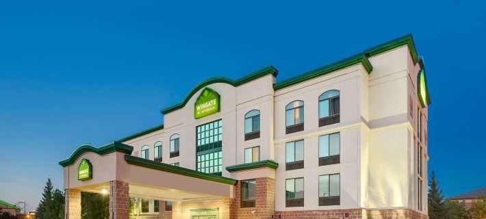 Wingate by Wyndham Fargo Hotels in Fargo