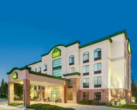 Wingate by Wyndham Fargo Hotels in Fargo