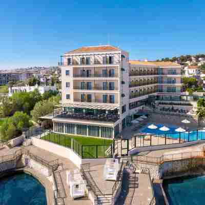 Ramada by Wyndham, Athens Club Attica Riviera Hotel Exterior