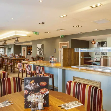 Premier Inn Woking Town Centre