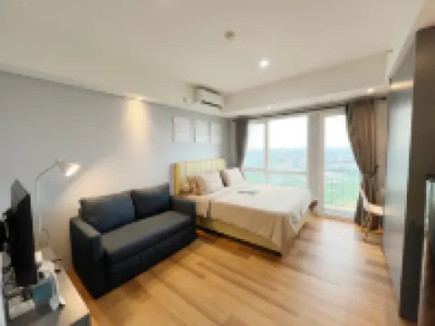 Breeze Apartments at Bintaro Plaza Residences by OkeStay فنادق في پوندوک آرن