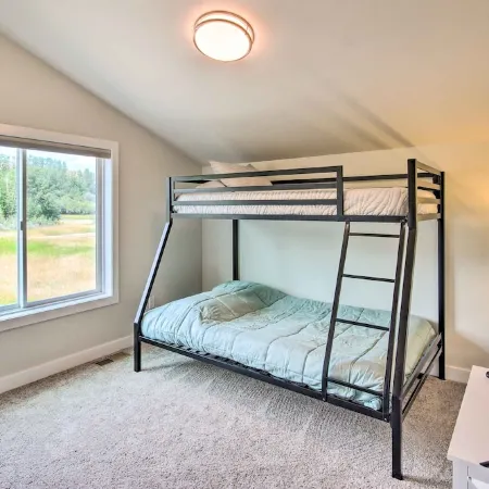 Red Lodge Home w/ Patio ~ 1 Mi from Downtown!