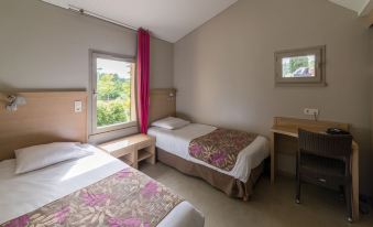 Relaxing Château Laval- 3-Room Apartment Essential 5 People *