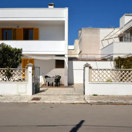 Air-Conditioned Yoko Holiday Home for 5 Guests