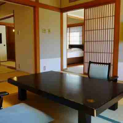 Yoshimatsu Rooms