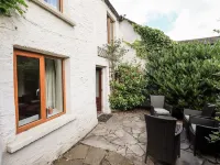 4 Greencross Cottages