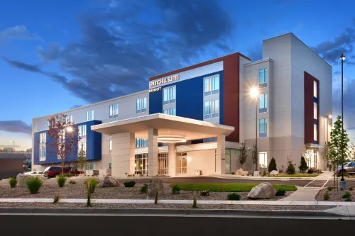 SpringHill Suites Salt Lake City-South Jordan - parking