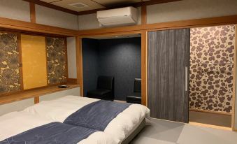 Yunokura Tsuruya