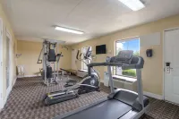 Quality Inn - Gym