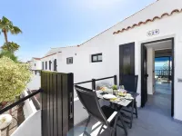 Los Canarios 630 - Adults Only