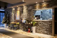 Osan Avenue Hotels near Osan Station