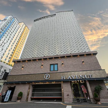 Daegu Dongseong-ro H Avenue Dongseong-ro Daegu Station