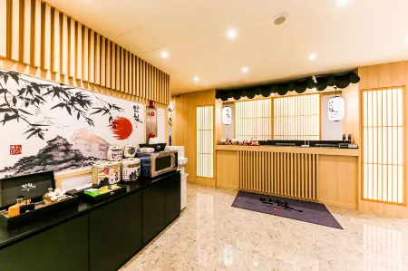 Daejeon Daeheung Manwol Hotel Отели рядом с достопримечательностью «Вусонский университет Восточный Кампус»