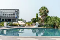 Radisson Blu Okoume Palace Hotel - 5-Star
