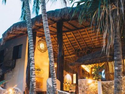 Holbox Dream Beachfront Hotel
