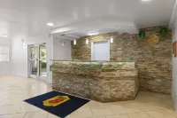 Super 8 by Wyndham Harbison/Parkridge Hospital