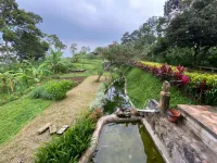 Villa Vive Trawas โรงแรมในพรีเกน