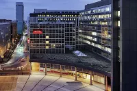 Résidence Mercure Paris La Défense Grande Arche Hôtels à proximité de la Gare de Nanterre Préfecture