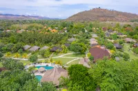 Taman Sari Bali Resort and Spa Отели рядом с достопримечательностью «Biorock Pemuteran bali»