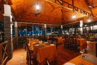 Cocobay Resort Kumarakom - พร้อมอาหารเช้า