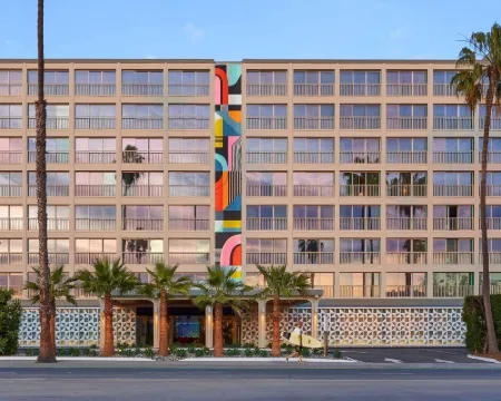 Viceroy Santa Monica Hotels in Santa Monica