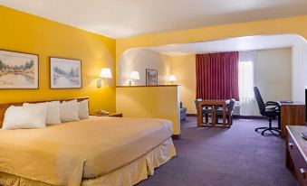 Rodeway Inn & Suites