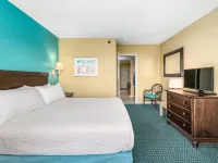 Cayman Suites Hotel Hotels near Northside Park