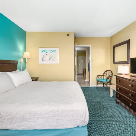 Cayman Suites Hotel
