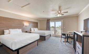 Harbor House Inn