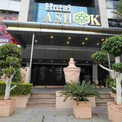 The Nagpur Ashok Hotel Exterior