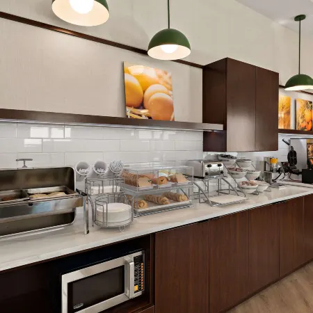 Comfort Suites Columbus East Broad