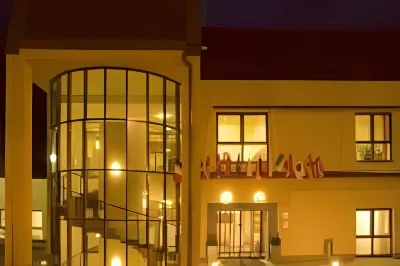 Hotel Palace Hotels near Brewery Museum