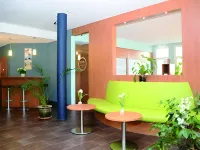 B&B HOTEL Köln-Airport Hotels in der Nähe von U-Bahnhof Ostheim