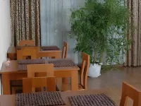 Komilfo Hotel - breakfast