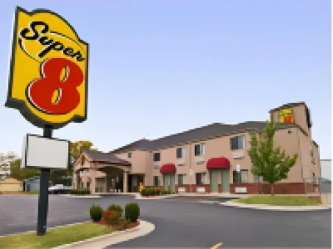 Super 8 by Wyndham Claremore OK Hotels in Rogers County