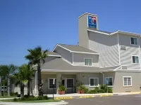 Studio 6 McAllen, TX Hotels near McAllen Public Library