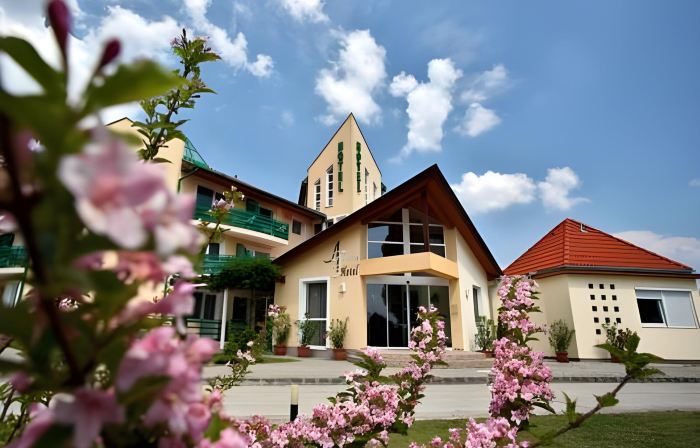 Aqua Therm Hotel