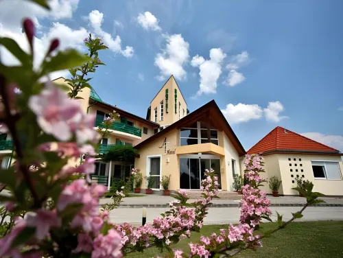 Aqua Therm Hotel - 3 звезды