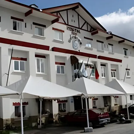 Hotel Los Perales