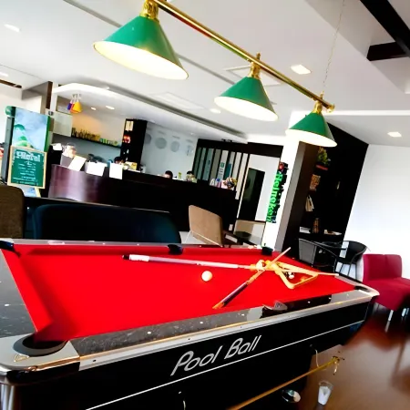 I Hotel