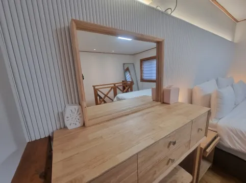 尋找花之染料旅館