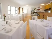 Silver Oaks Boutique Hotel - Desayuno
