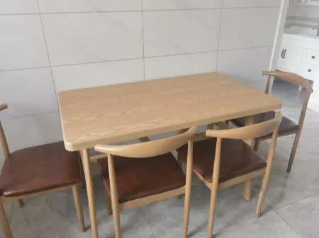 Daguaijia Apartment (Songjiang Road) Отели рядом с достопримечательностью «Meihekoushi Zhangbai Mountain Botanical Garden»