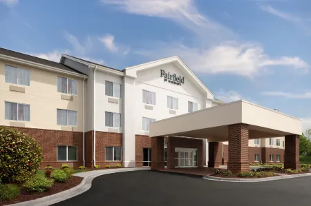 Fairfield Inn Charlotte Mooresville/Lake Norman Отели рядом с достопримечательностью «Trump National Golf Club Charlotte»
