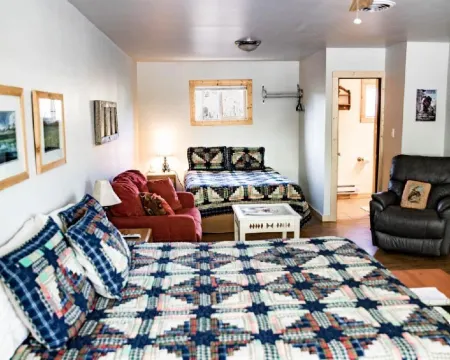 Rocky Mountain Inn Hotels in Delta County