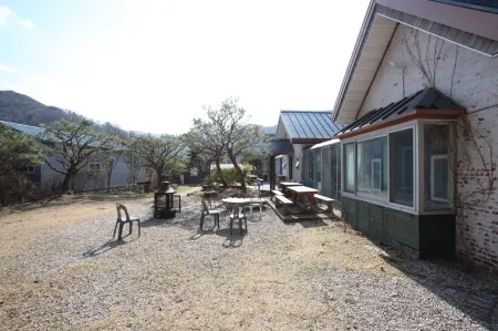 Wanju Moonlight Pension