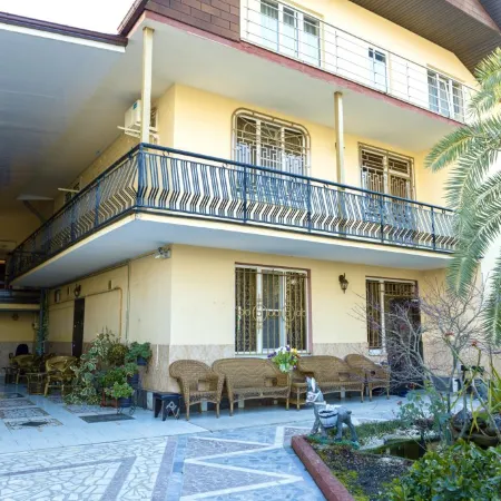 Leto Living Quarters