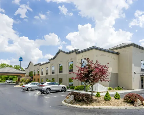 Best Western Suites Hotels near Westgate Area